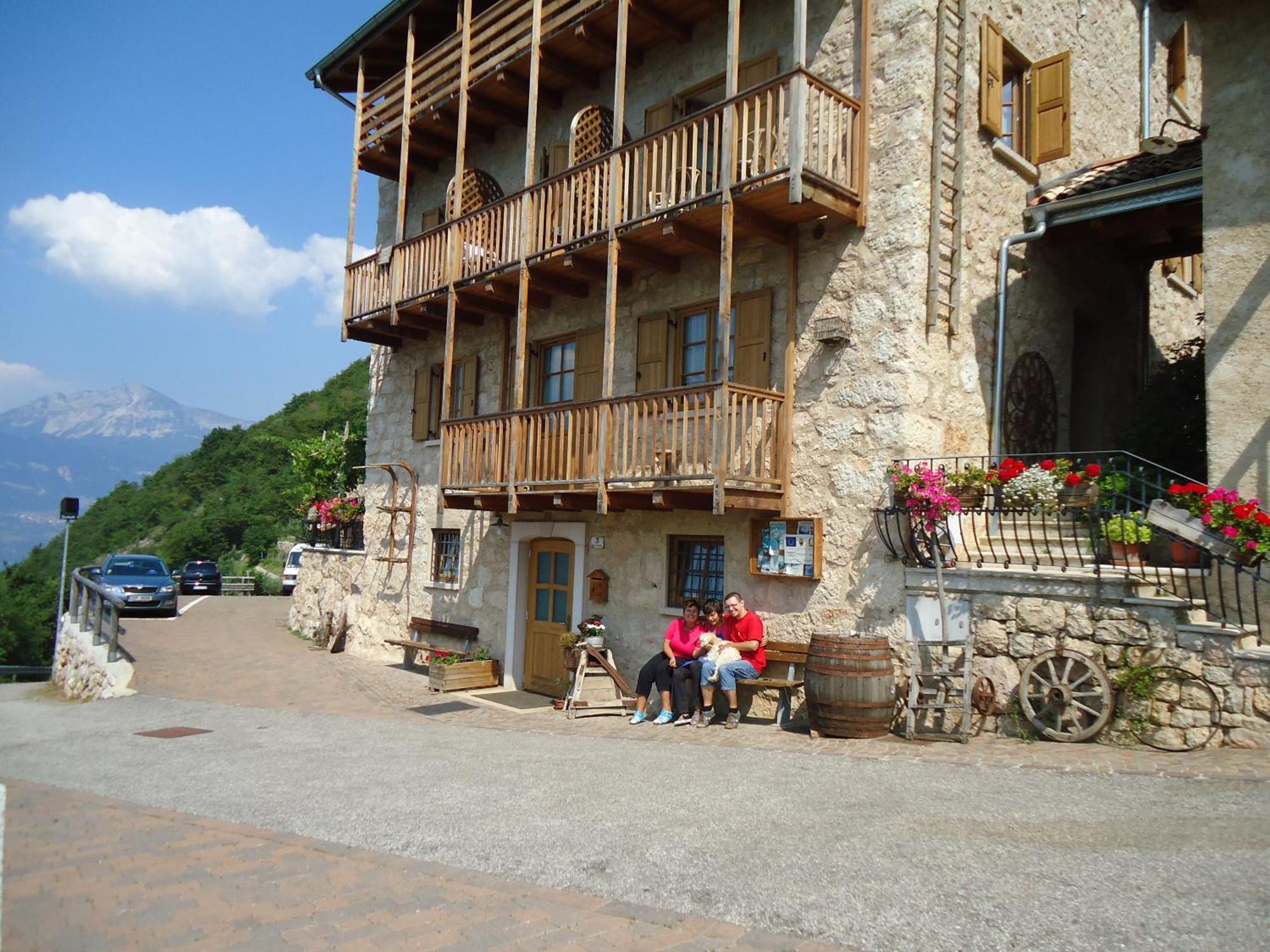 Appartamenti Camere Masi Brenta Роверето Екстер'єр фото